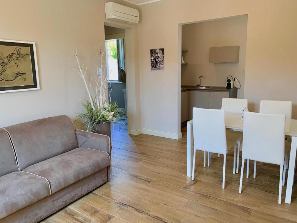 Dimora San Carlo Apartment Roddi Exterior photo